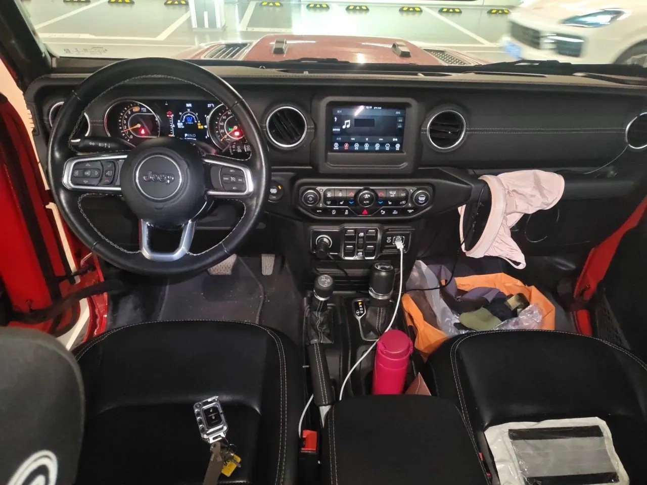 Jeep herdsman (imported) 2021 herdsman 2.0T Sahara four-door automatic gear 5