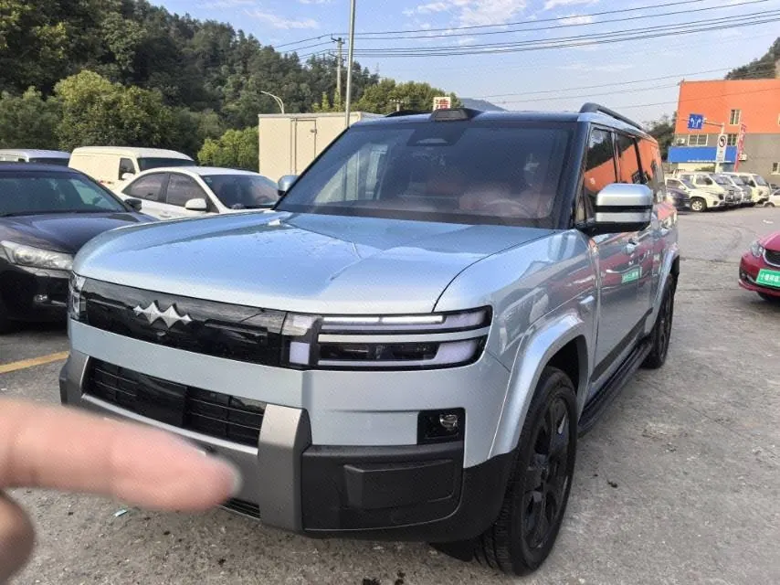 Открыть галерею: FangChengBao 2026 titanium 7 EV 675KM four-wheel drive flash version automatic gear