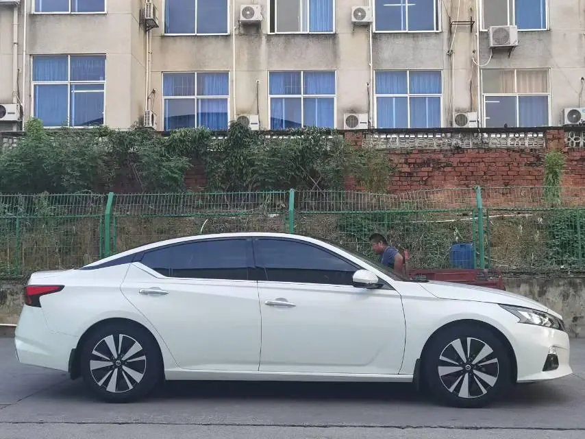 Nissan 2022 Teana 2.0 Stepless XL-TLS Pleasant Edition Automatic Gear 3