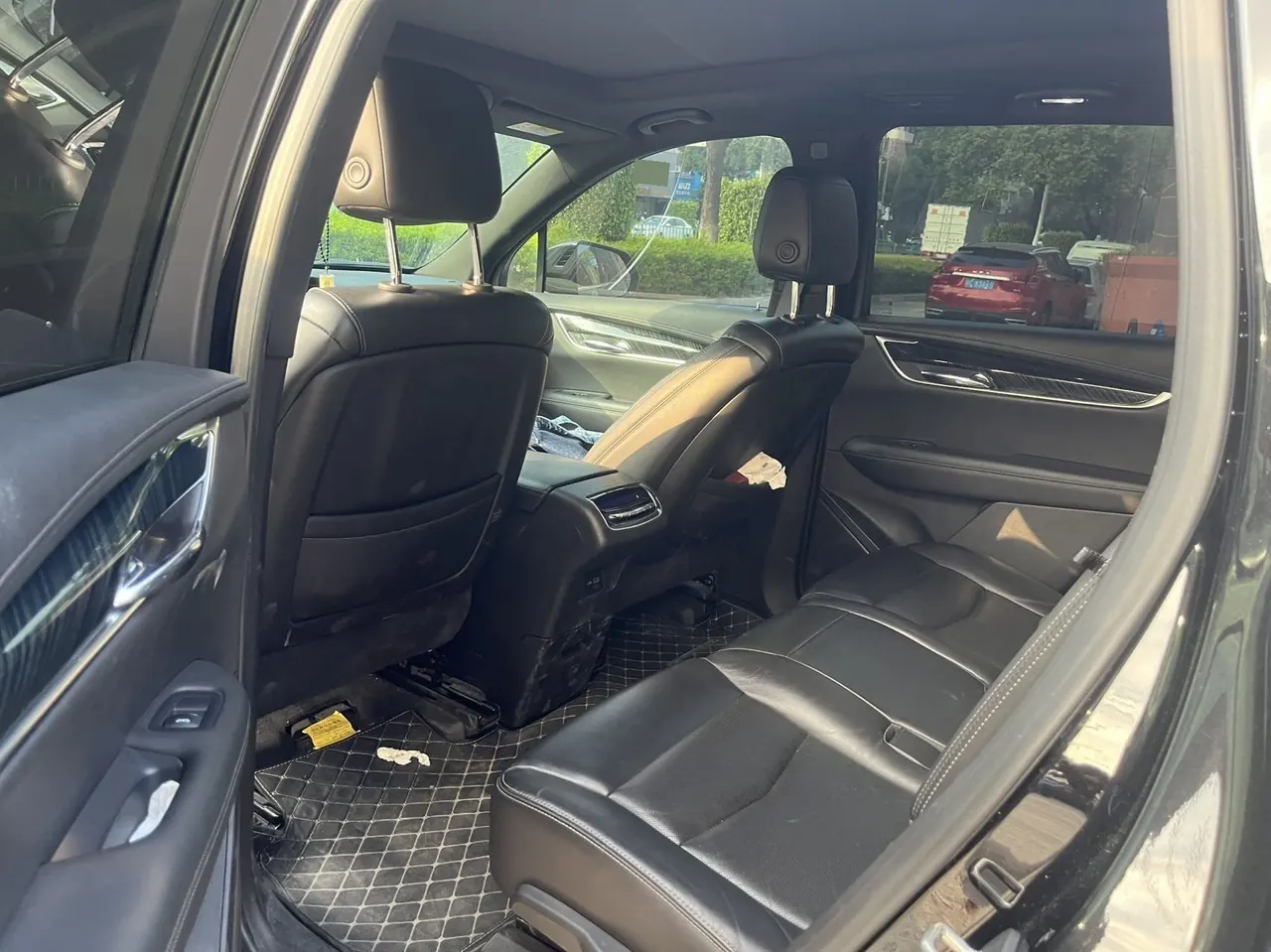 Cadillac 2020 XT6 2.0T 28T 7-seat four-wheel drive luxury automatic gear 5