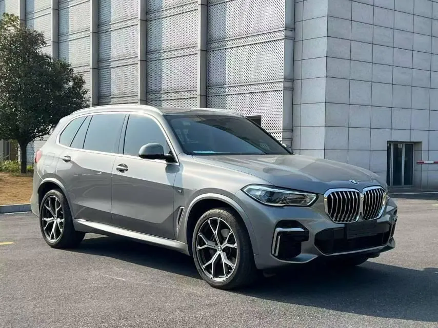 BMW 2022 X5 xDrive40Li 48V 3.0T M sports suit (modified) automatic gear 3