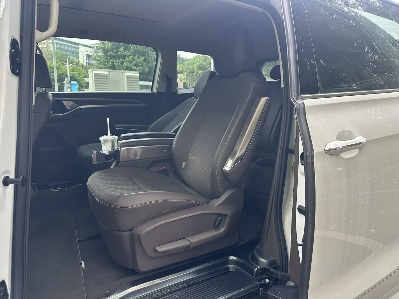 Volkswagen 2020 models of Wei ran (Viloran) 2.0TSI 330TSI business edition automatic gear 7