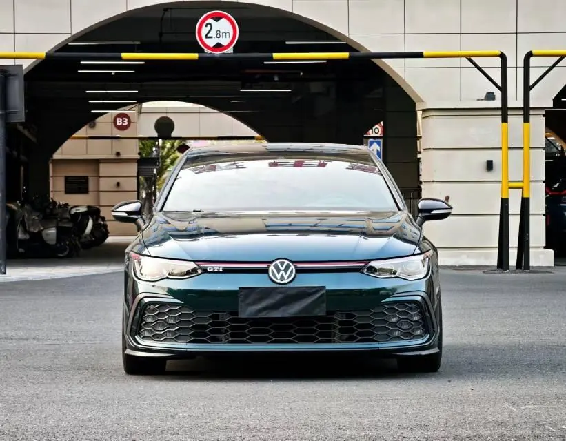 Volkswagen 2021 Golf GTI 2.0TSI Automatic 2