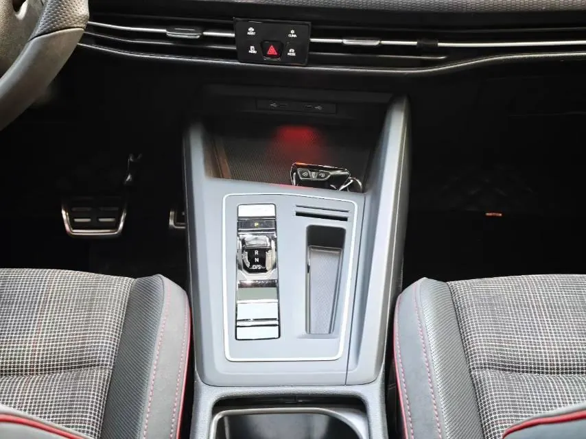 Volkswagen 2021 Golf GTI 2.0TSI Automatic 3