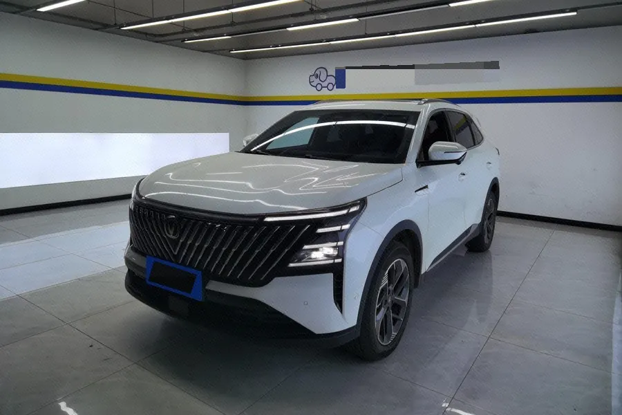 Открыть галерею: ChangAn 2026 CS75 PLUS 1.5T New Blue Whale Tianshu Flagship Automatic Gear