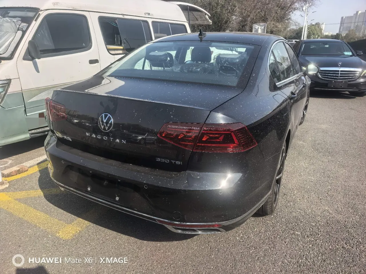 Volkswagen 2023 Magotan 2.0TSI 330TSI 2 million Commemorative Edition Leading Automatic Gear 3