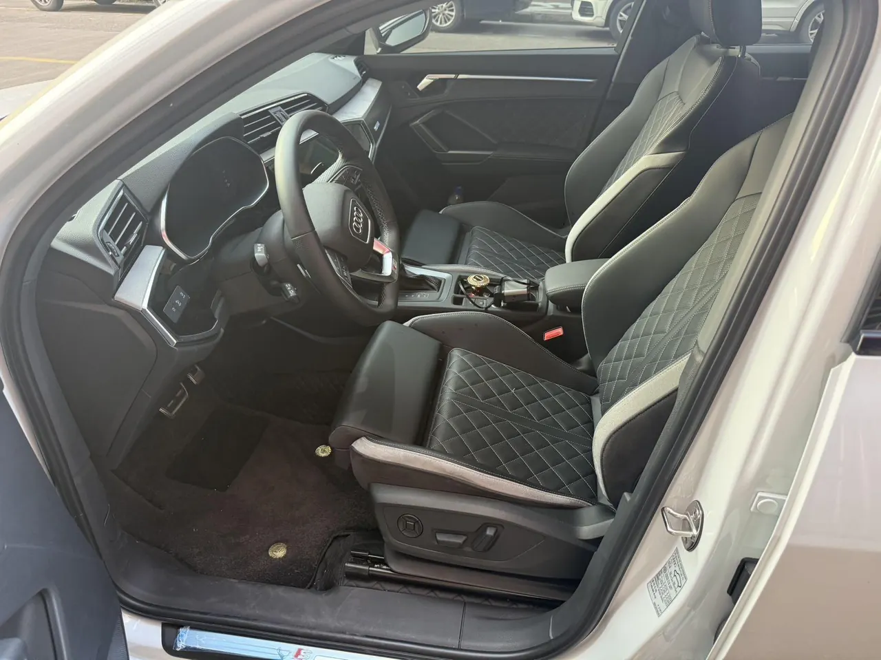 Audi 2026 Q3 Sportback 2.0TFSI 45TFSI 45 Anniversary Collection Edition Quattro Fashion Automatic Gear 4
