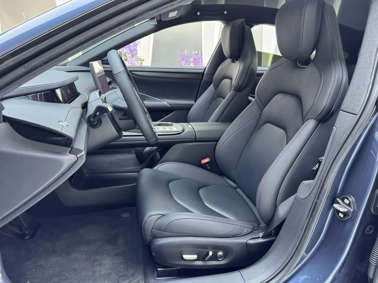 MI 2024 SU 7 830km Rear Drive Ultra Long Endurance High-end Smart Drive Pro Edition Automatic Gear 3
