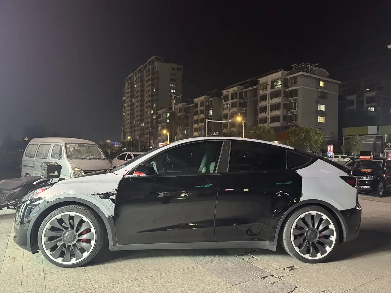Tesla 2023 Model Y high-performance all-wheel drive version automatic transmission 7