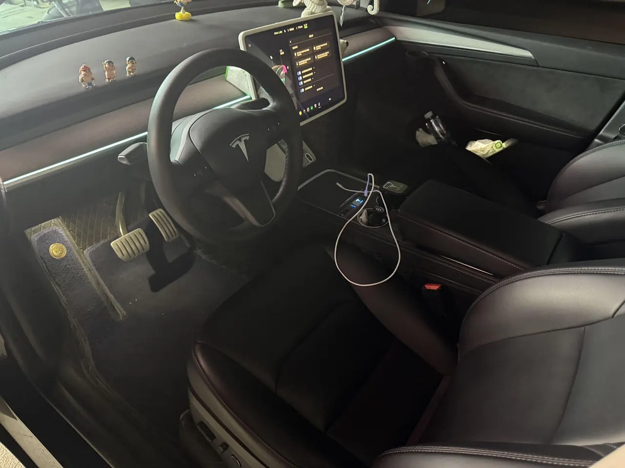 Tesla 2023 Model Y high-performance all-wheel drive version automatic transmission 9