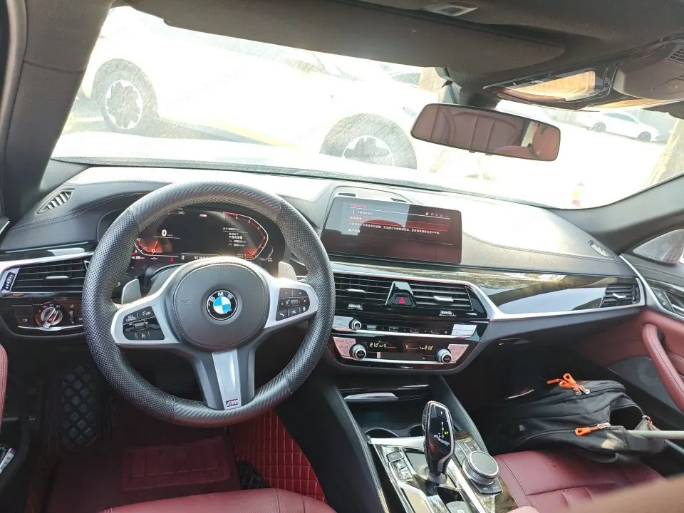 BMW 5 Series 2020 530Li 2.0T Leading M Sports Suit Automatic Gear 5
