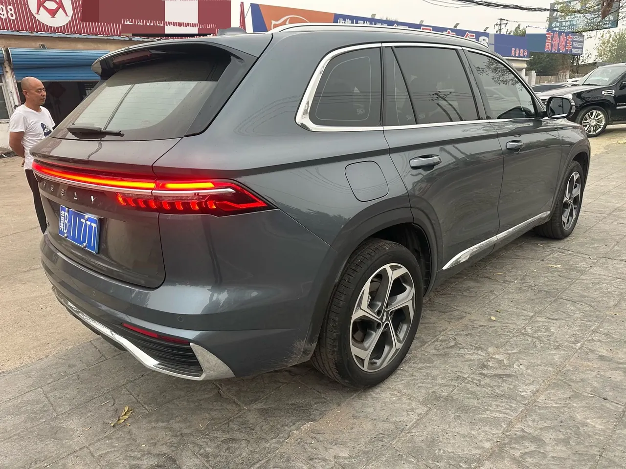 Geely 2024 XingyueL (Monjaro) 2.0TD EVO Two-Drive Long Wind Edition Automatic Gear 3