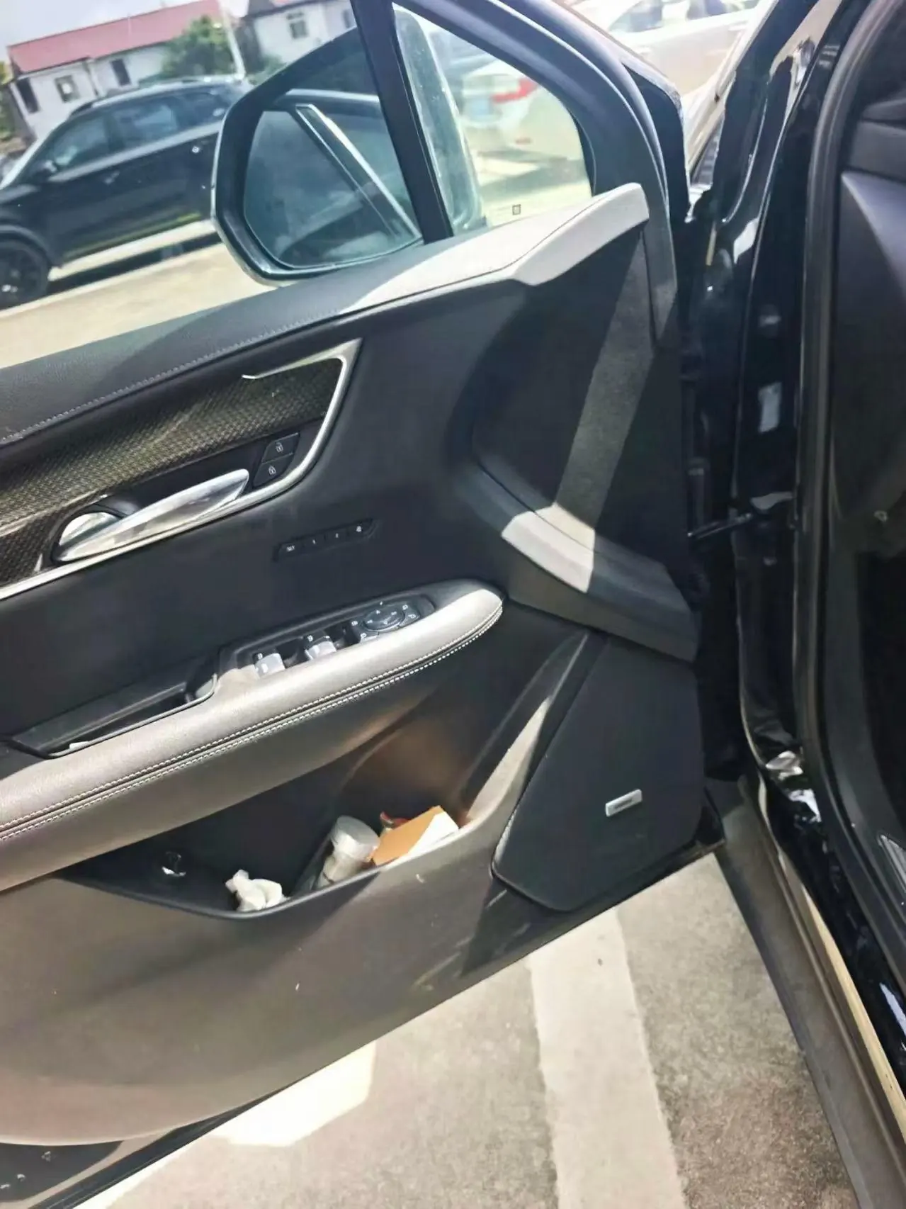 Cadillac 2022 XT5 48V 2.0T 4-wheel drive luxury (hummingbird version) automatic gear 11