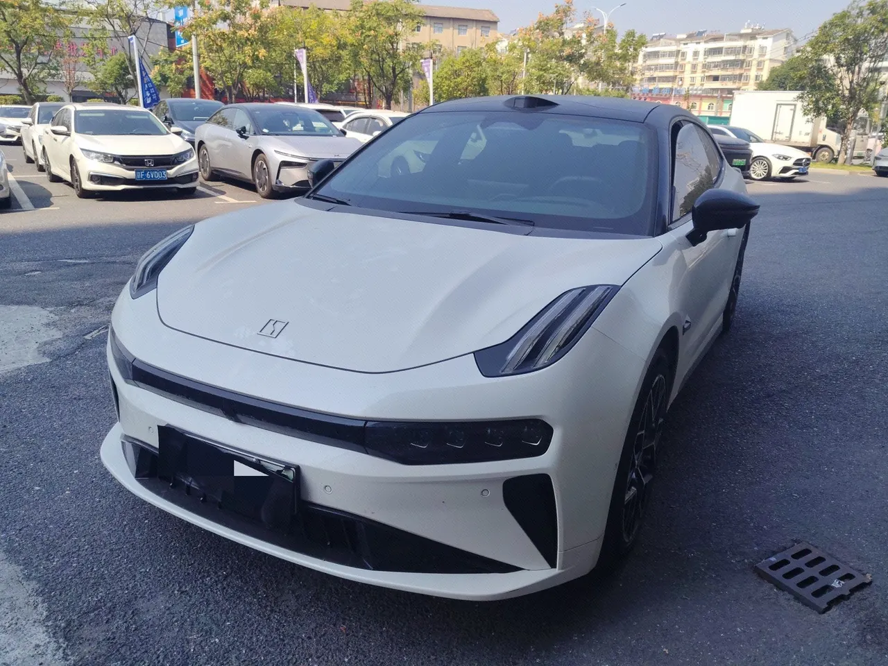 Zeekr 2024 Zeekr 001 ME Edition 100kWh Four-wheel Drive Automatic Gear - View 1