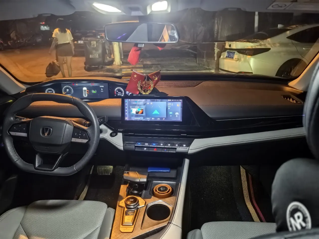 ChangAn 2023 UNI-V Smart Electric iDD 1.5T 113km Smart Auto 3