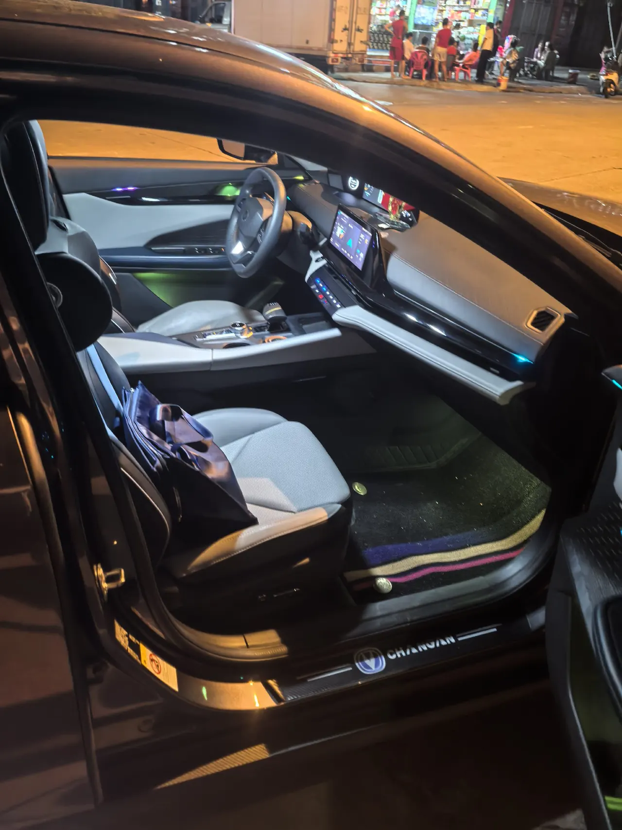 ChangAn 2023 UNI-V Smart Electric iDD 1.5T 113km Smart Auto 5