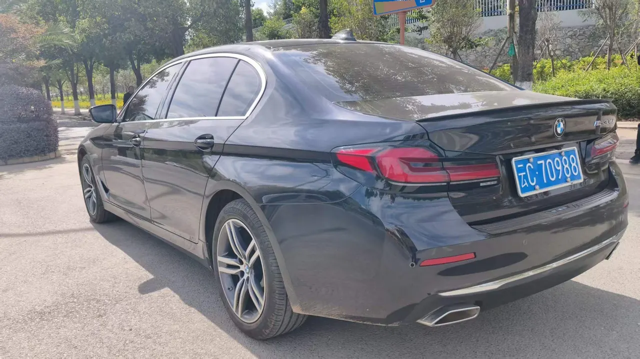 BMW 5 Series 2023 530Li 2.0T Leading Luxury Suit Automatic Gear 2