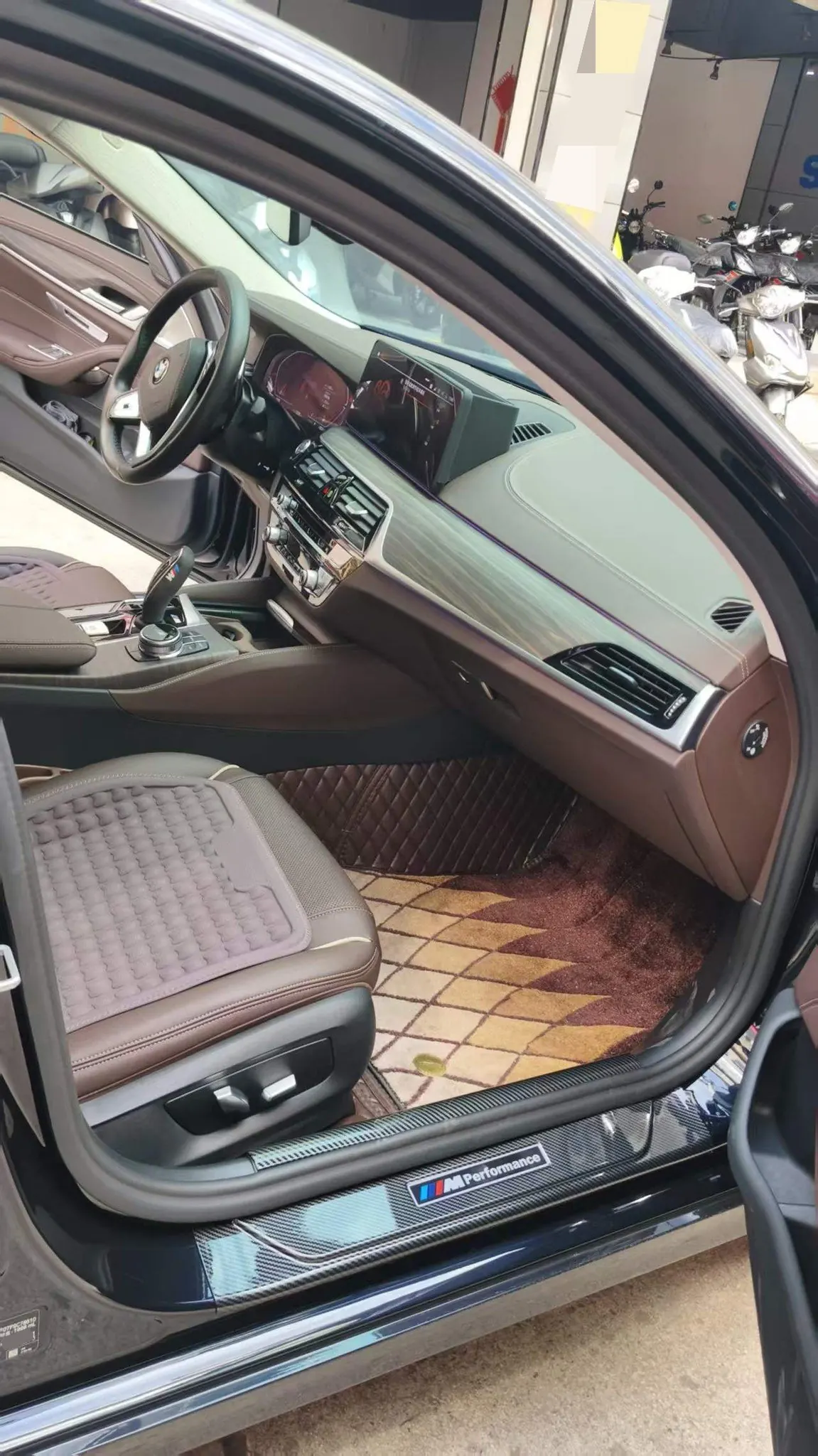 BMW 5 Series 2023 530Li 2.0T Leading Luxury Suit Automatic Gear 6