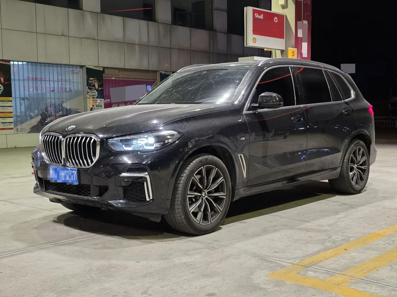 Открыть галерею: BMW 2022 X5 xDrive30Li 2.0T M sports suit automatic gear