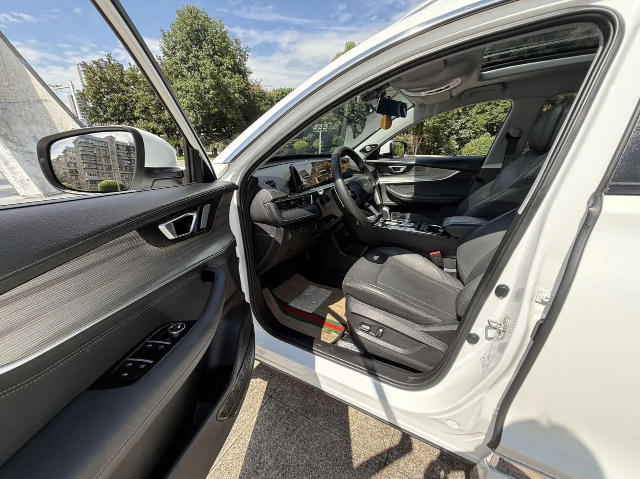Chery 2024 Ruihu 8 PLUS 1.6TGDI 290TGDI Champion Edition 5-seat Automatic Gear 9