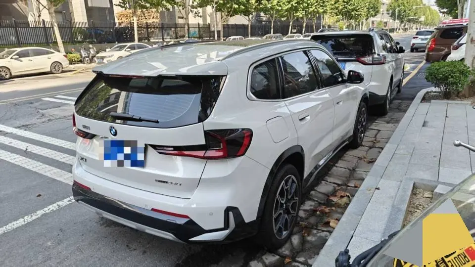 BMW 2025 X1 sDrive25Li 2.0T X design set automatic gear 2