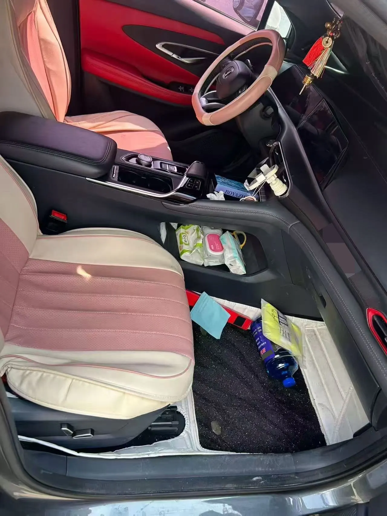ChangAn 2020 UNI-T 1.5T Flagship Automatic Gear 2