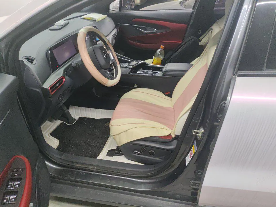 ChangAn 2020 UNI-T 1.5T Flagship Automatic Gear 4