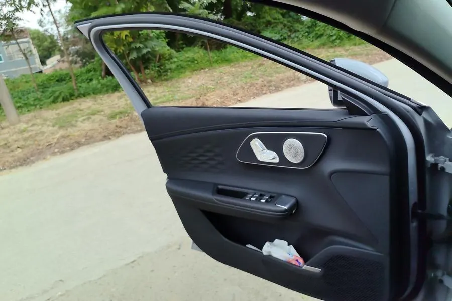 Chery 2025 Fengyun A8L 1.5TGDI 145km Luxury Automatic Gear 8
