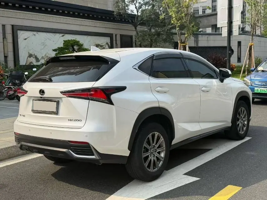 Lexus NX (Imported) 2020 NX200 2.0 Stepless Front Edition Automatic Gear 9
