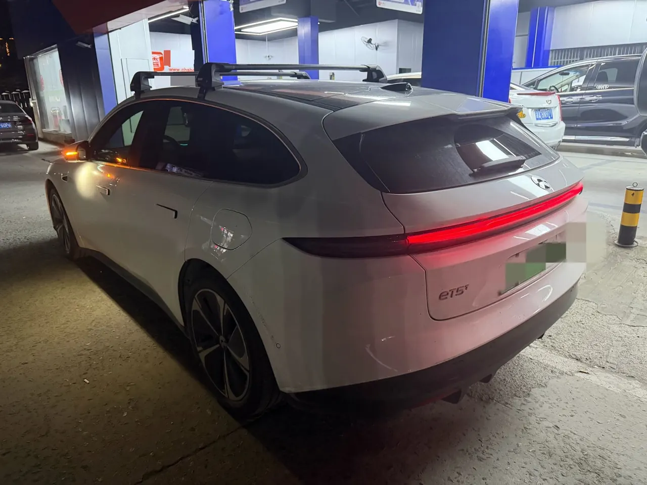 NIO 2024 ET5T 75kWh Touring automatic 5