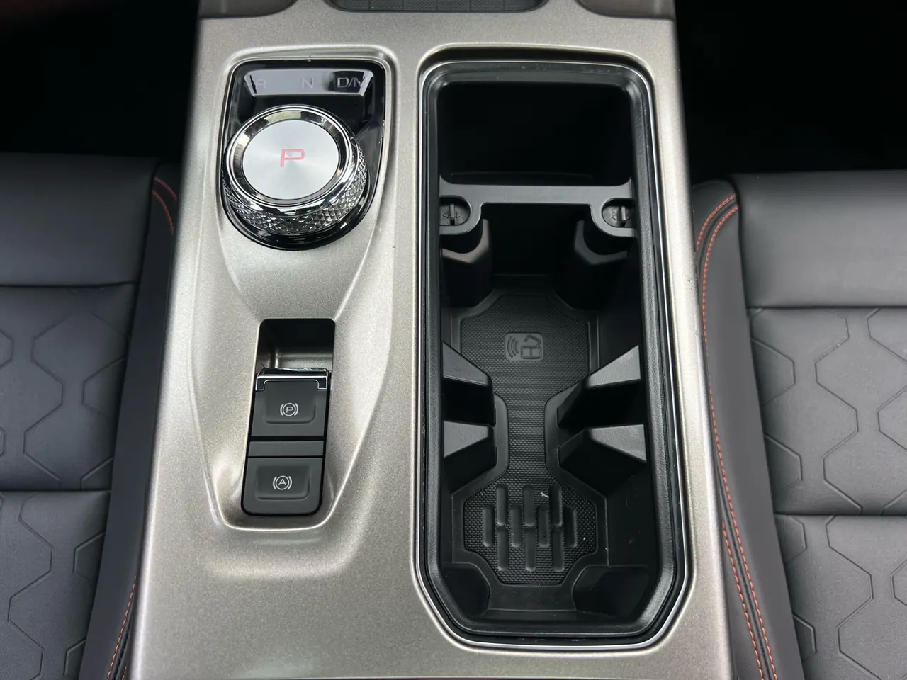 Haval 2020 big dog 1.5T Labrador version automatic gear 6