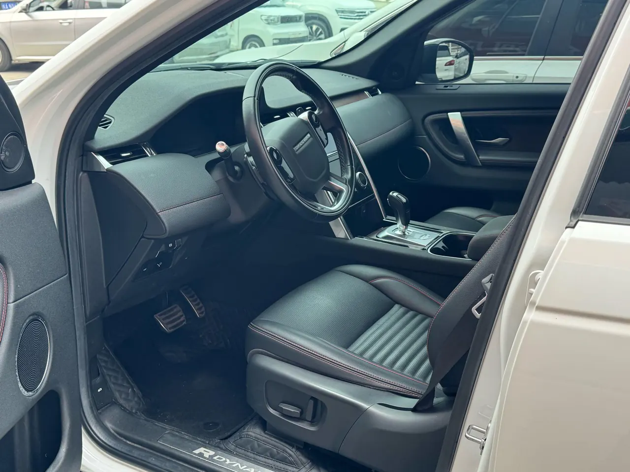 Land Rover 2020 Discovery Sports Edition 48V 2.0T 249PS R-Dynamic S Performance Edition Automatic Gear 5