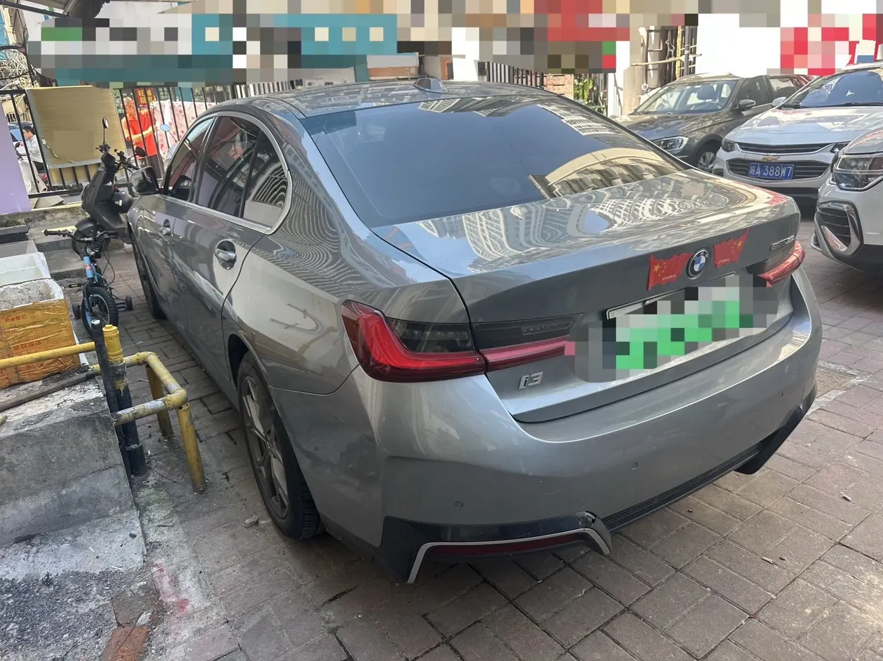 BMW 2022 i3 eDrive 35L automatic gear 6