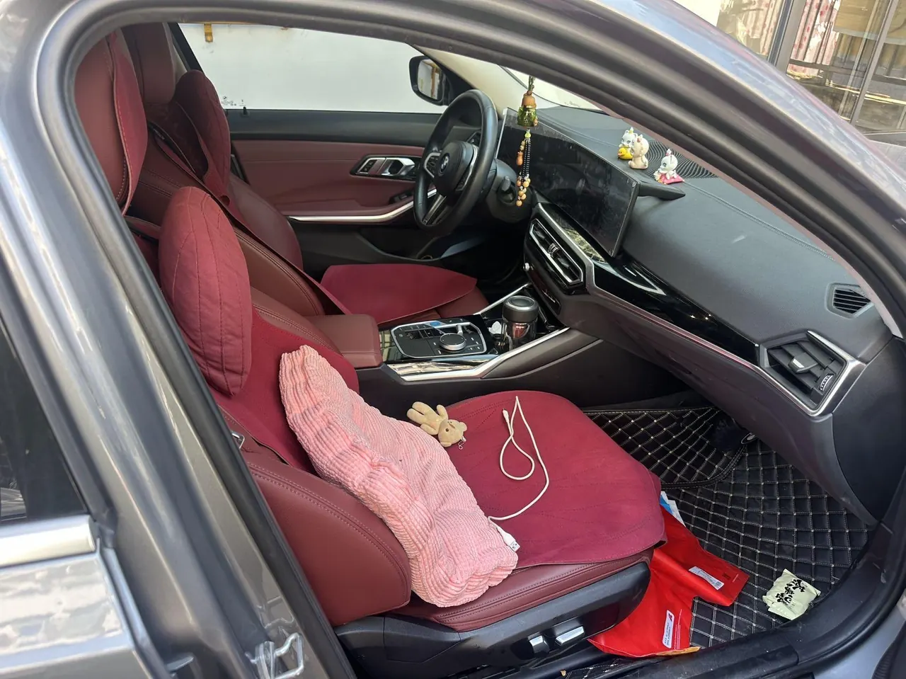 BMW 2022 i3 eDrive 35L automatic gear 7