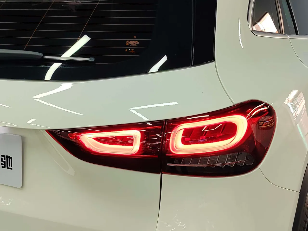 Mercedes Benz 2020 GLA 200 1.3T automatic gear 17