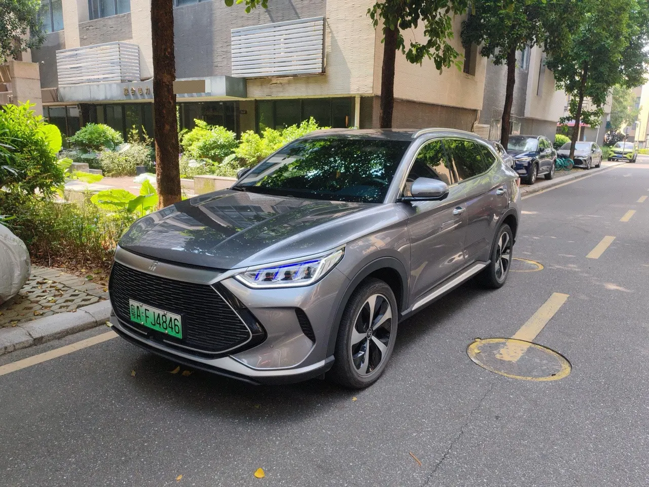 Открыть галерею: BYD Song PLUS New Energy 2022 Song PLUS DM-i 1.5 Stepless 110KM Flagship PLUS 5G Edition Automatic Gear