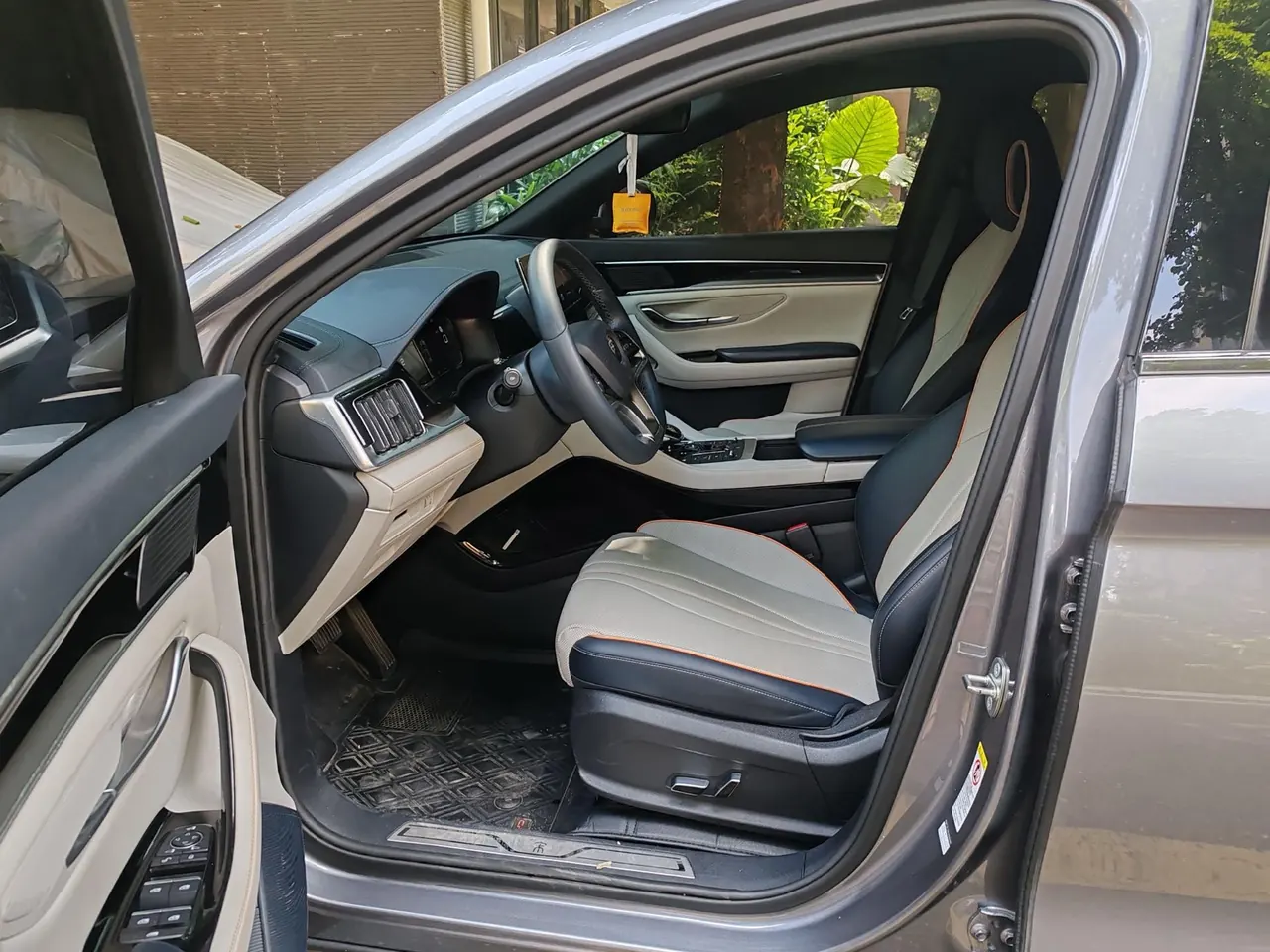 BYD Song PLUS New Energy 2022 Song PLUS DM-i 1.5 Stepless 110KM Flagship PLUS 5G Edition Automatic Gear 2