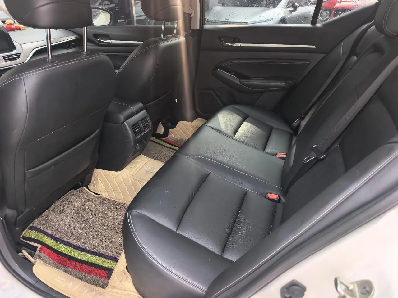 Nissan 2022 Teana 2.0 Stepless XL-TLS Pleasant Edition Automatic Gear 4