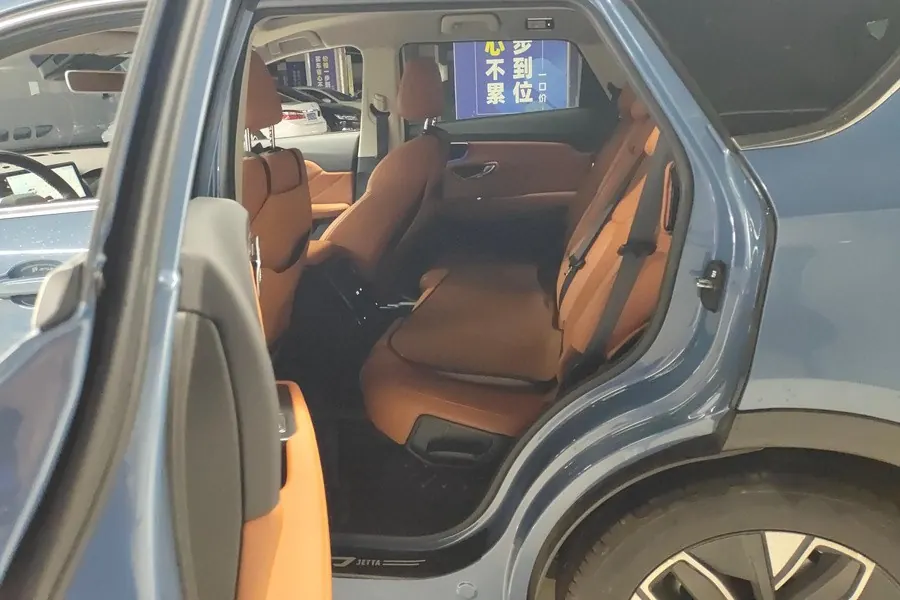 Jetour 2024 ShanHai L7 1.5T 120km ULTRA 7-seat automatic gear 4