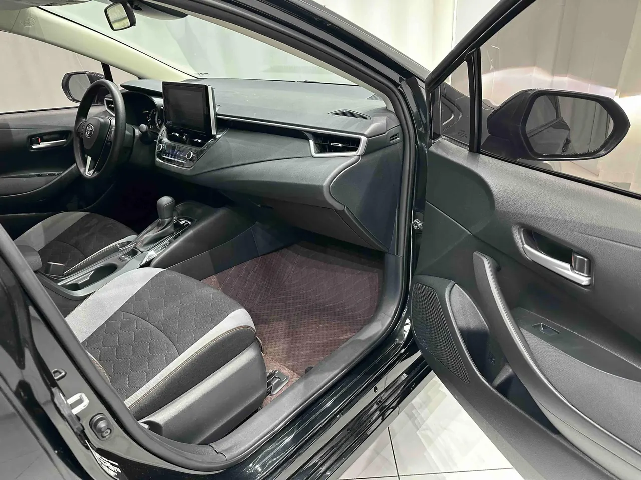 Toyota 2021 corolla 1.2T stepless elite PLUS version of automatic gear 16