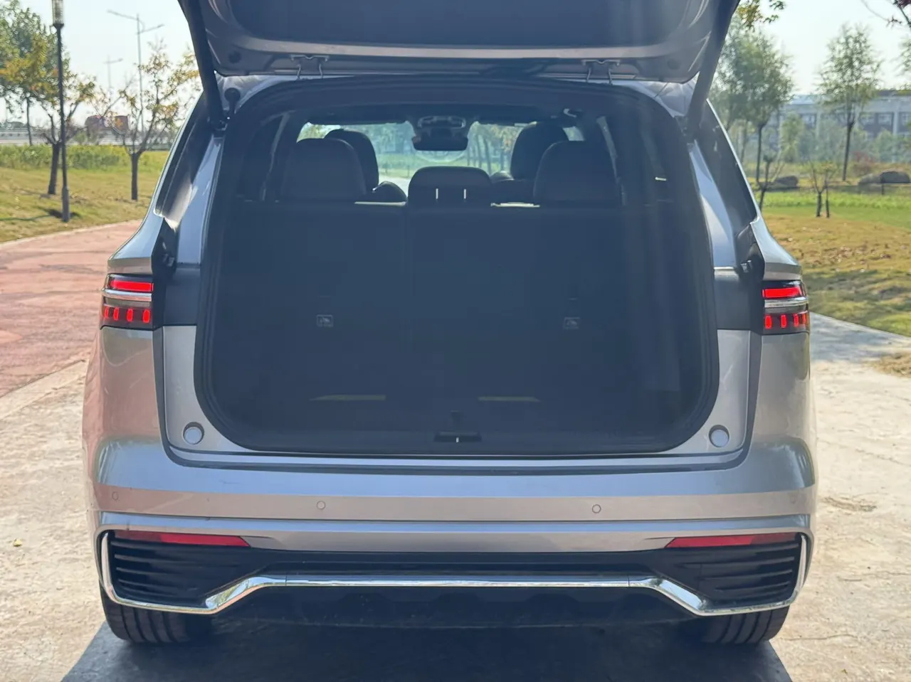 Geely 2024 XingyueL (Monjaro) 2.0TD High Power Two-Drive Enovate Edition Automatic Transmission 11
