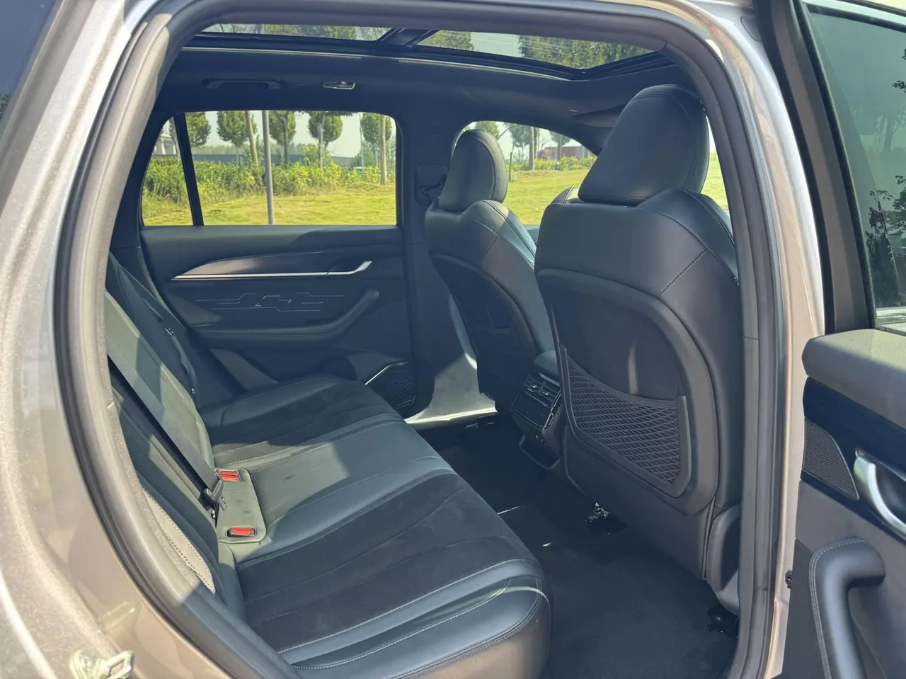 Geely 2024 XingyueL (Monjaro) 2.0TD High Power Two-Drive Enovate Edition Automatic Transmission 13