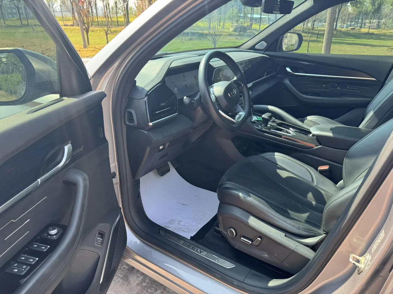 Geely 2024 XingyueL (Monjaro) 2.0TD High Power Two-Drive Enovate Edition Automatic Transmission 7