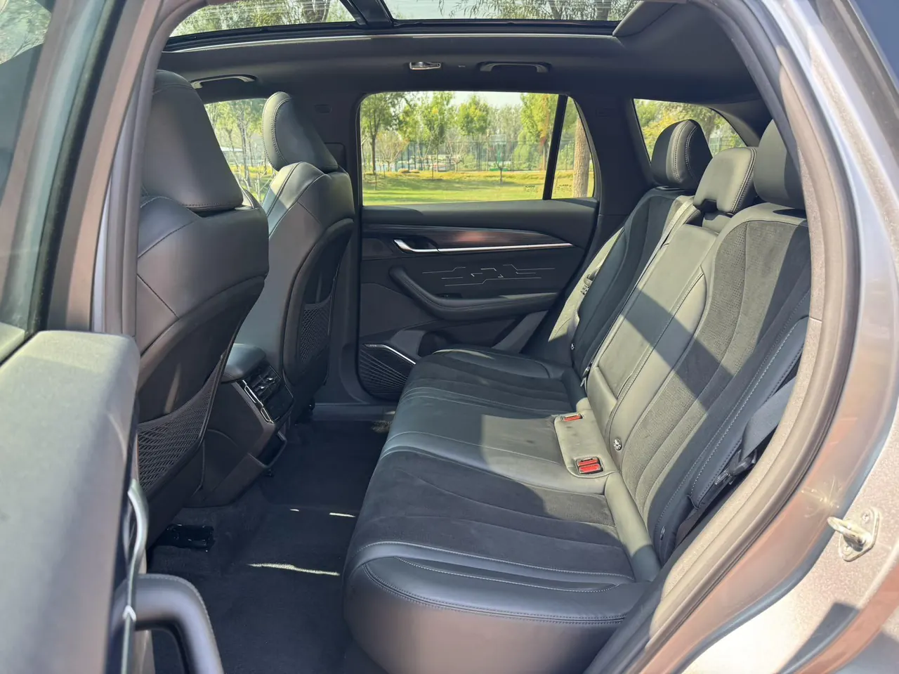 Geely 2024 XingyueL (Monjaro) 2.0TD High Power Two-Drive Enovate Edition Automatic Transmission 9