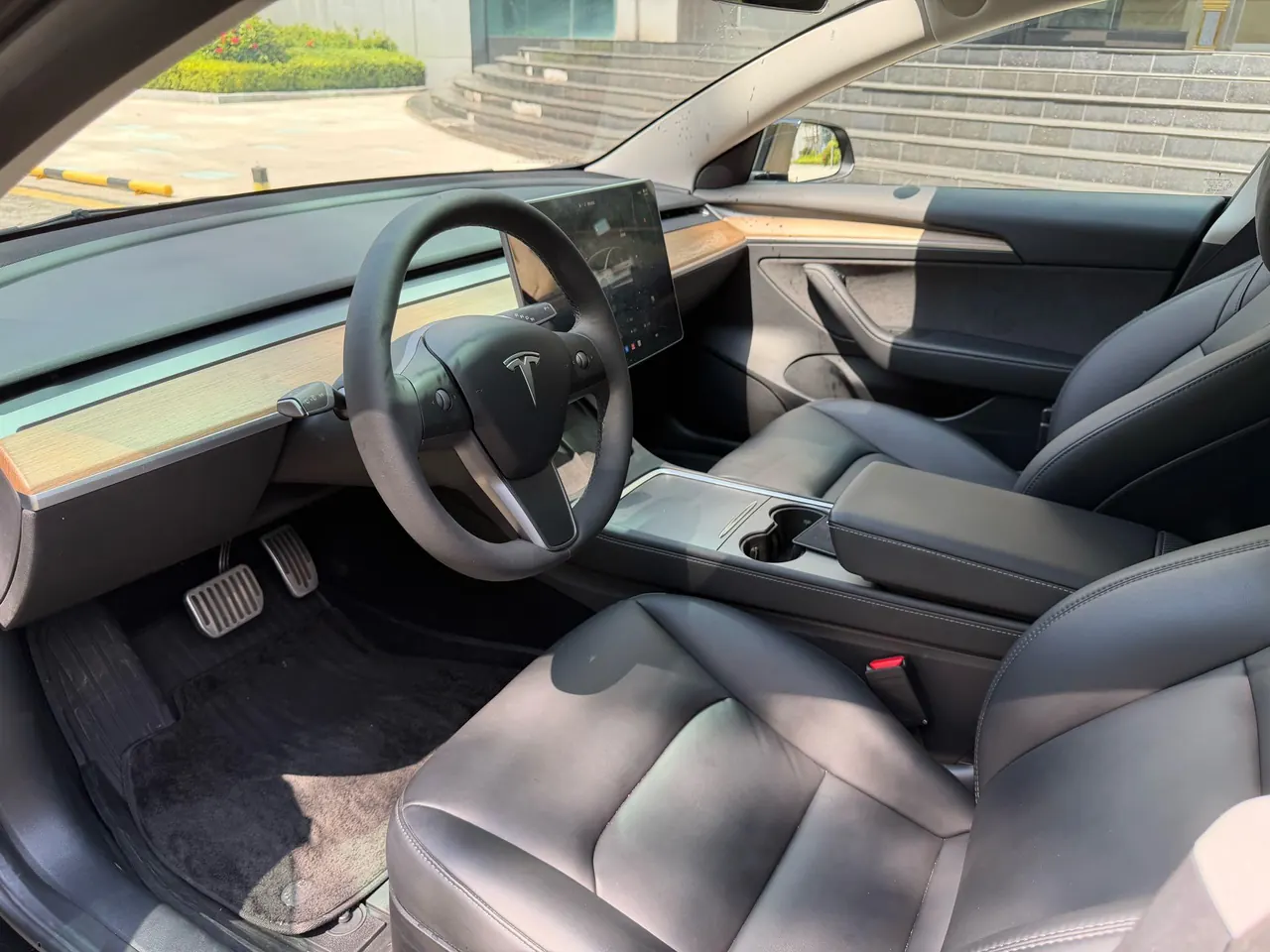 Tesla 2022 Model 3 rear-wheel drive version of automatic transmission 4