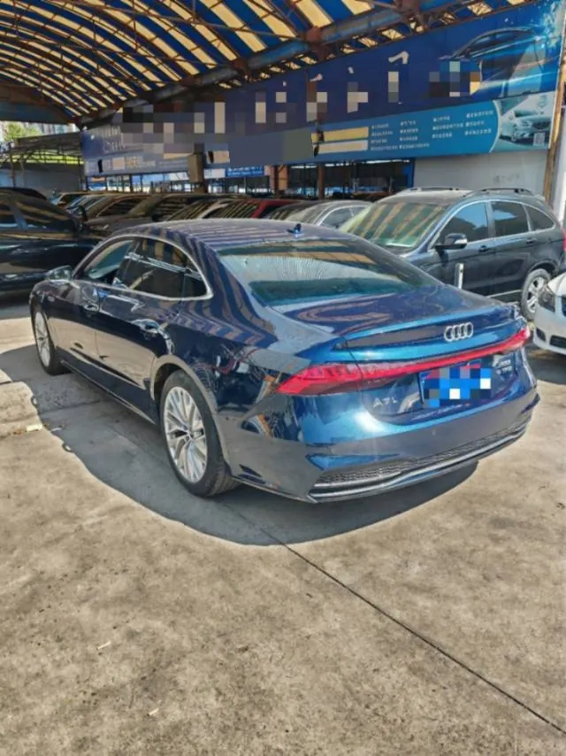 Audi 2022 A7L 2.0TFSI 45TFSI S-line Zhumeng New Edition Automatic Gear 3