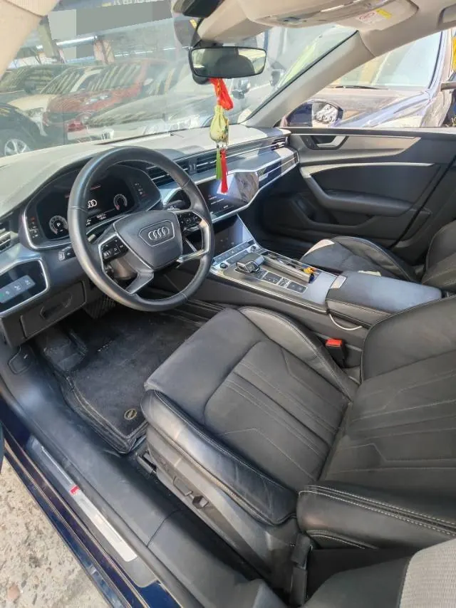 Audi 2022 A7L 2.0TFSI 45TFSI S-line Zhumeng New Edition Automatic Gear 5