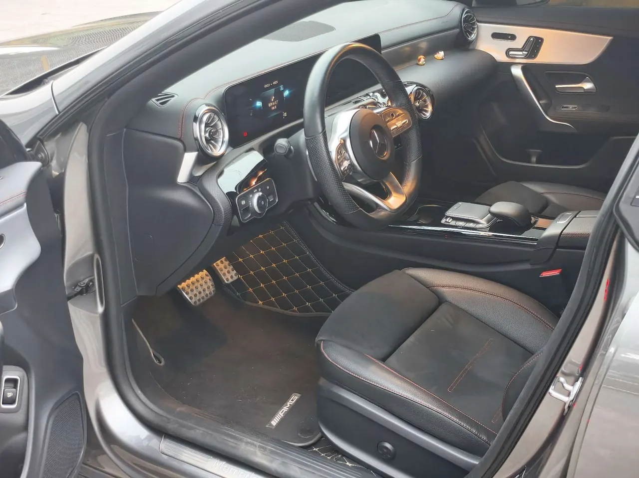 Mercedes Benz CLA (Imported) 2021 CLA 200 4MATIC 1.3T Automatic 4