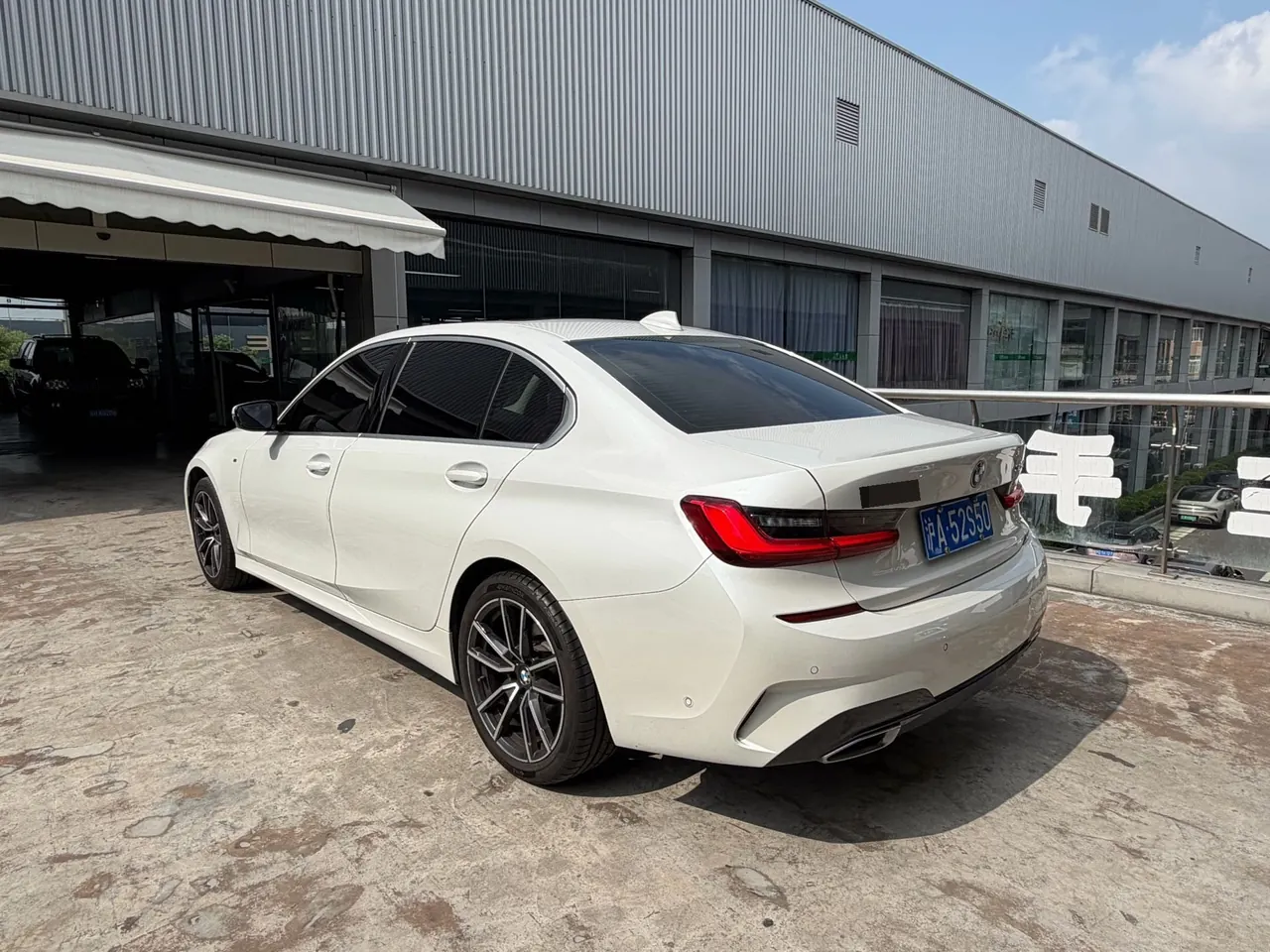 BMW 3 Series 2021 325Li 2.0T M Sports Suit (Modified) Automatic Gear 12