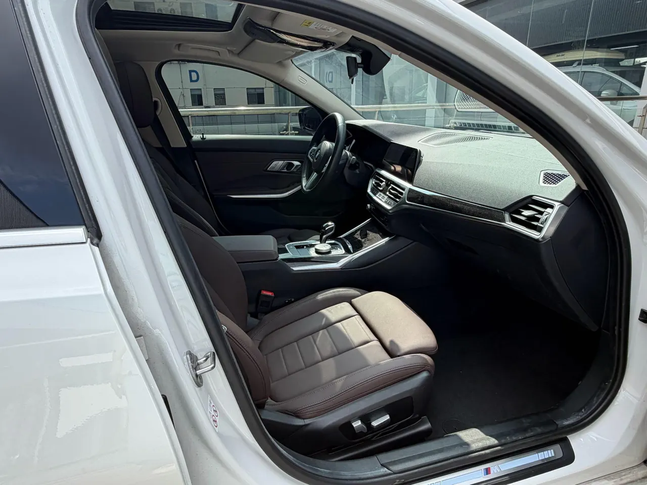 BMW 3 Series 2021 325Li 2.0T M Sports Suit (Modified) Automatic Gear 9
